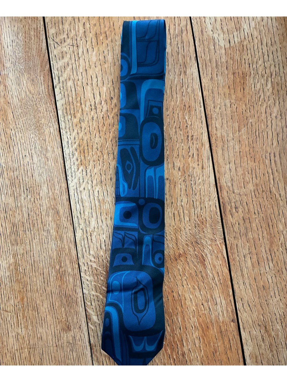 First Nation’s Thunderbird Art Patterned Men’s Tie